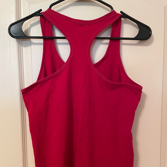 Beaver Canoe tank top 😍 (5/20) - Picture 2 of 3